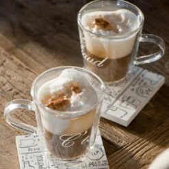 Riviera Maison Mok C'est Chaud Wit 12,4 X 10,4 X 9,10 Cm -Bekend Keukenartikelen Winkel 8718056197057 2